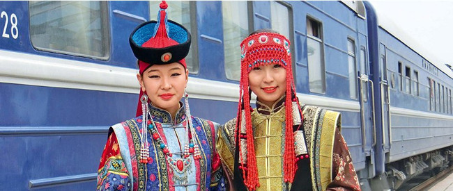 Venedig – Bunte Häuserfront am Wasser