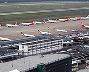 Flugzeuge am Düsseldorfer Airport