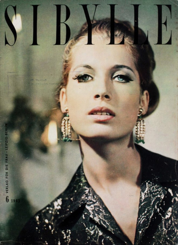 Ein Cover des DDR-Magazins "Sibylle" © Arno Fischer