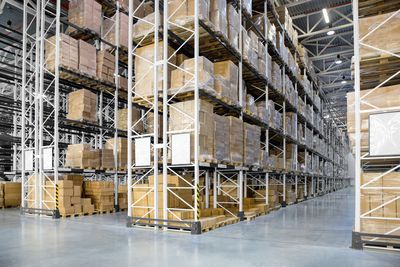 Schlanke Lager, weniger Kosten: 4 Empfehlungen für Ihre Lageroptimierung