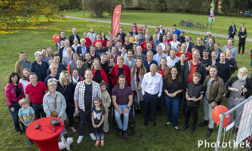 Gruppenfoto SPD-Orstverein in Potsdam mit Olaf Scholz. Foto: Photothek.