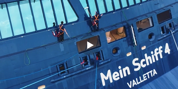 Hinter den Kulissen