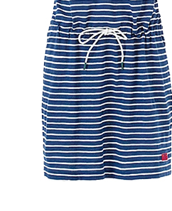Robe marine avec cordon >>