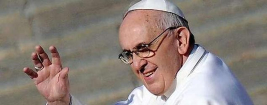 Papst Franziskus schafft sich eine Regierung